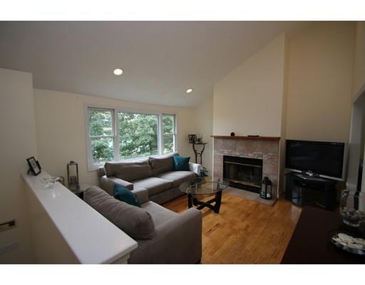 9 Bayview Road Saugus, MA 01906 - Photo 9 of 34 Gallery Image 9