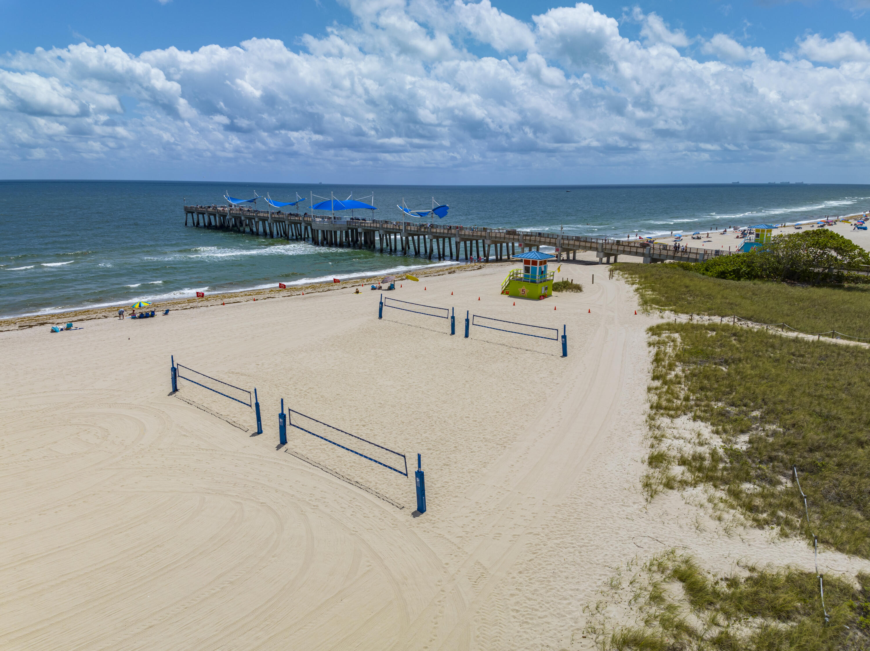 1020 North Riverside Drive, Unit 2 Pompano Beach, FL 33062 - Photo 10 of 14 a view of a terrace with outdoor space