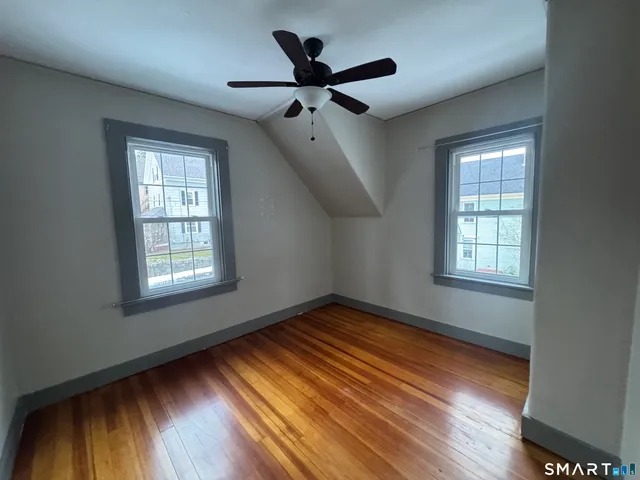 $299,000 | 33 Chapman Street, Putnam, CT 06260