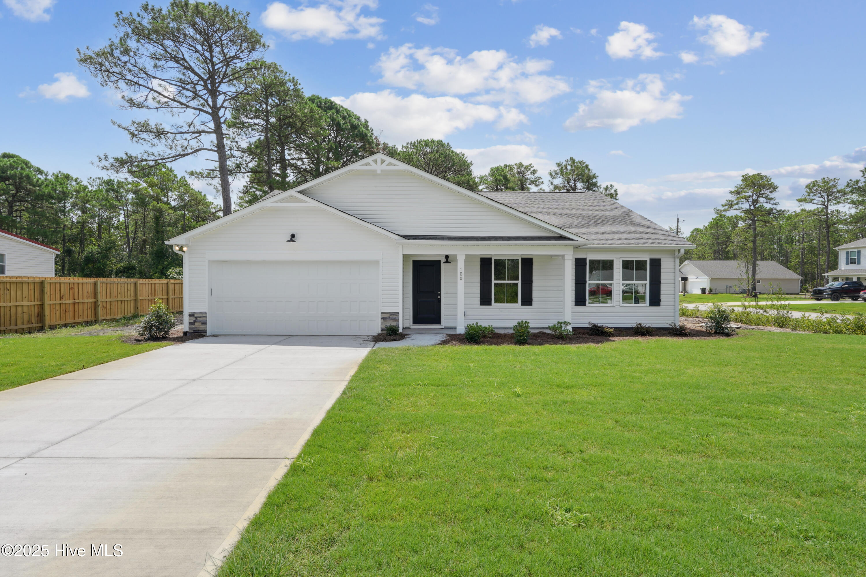 100 Pee Dee Road Boiling Spring Lakes, NC 28461 - Photo 1 of 18 shoootin-photo-1