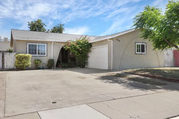 $439,500 | 308 Eva Court, Manteca, CA 95336
