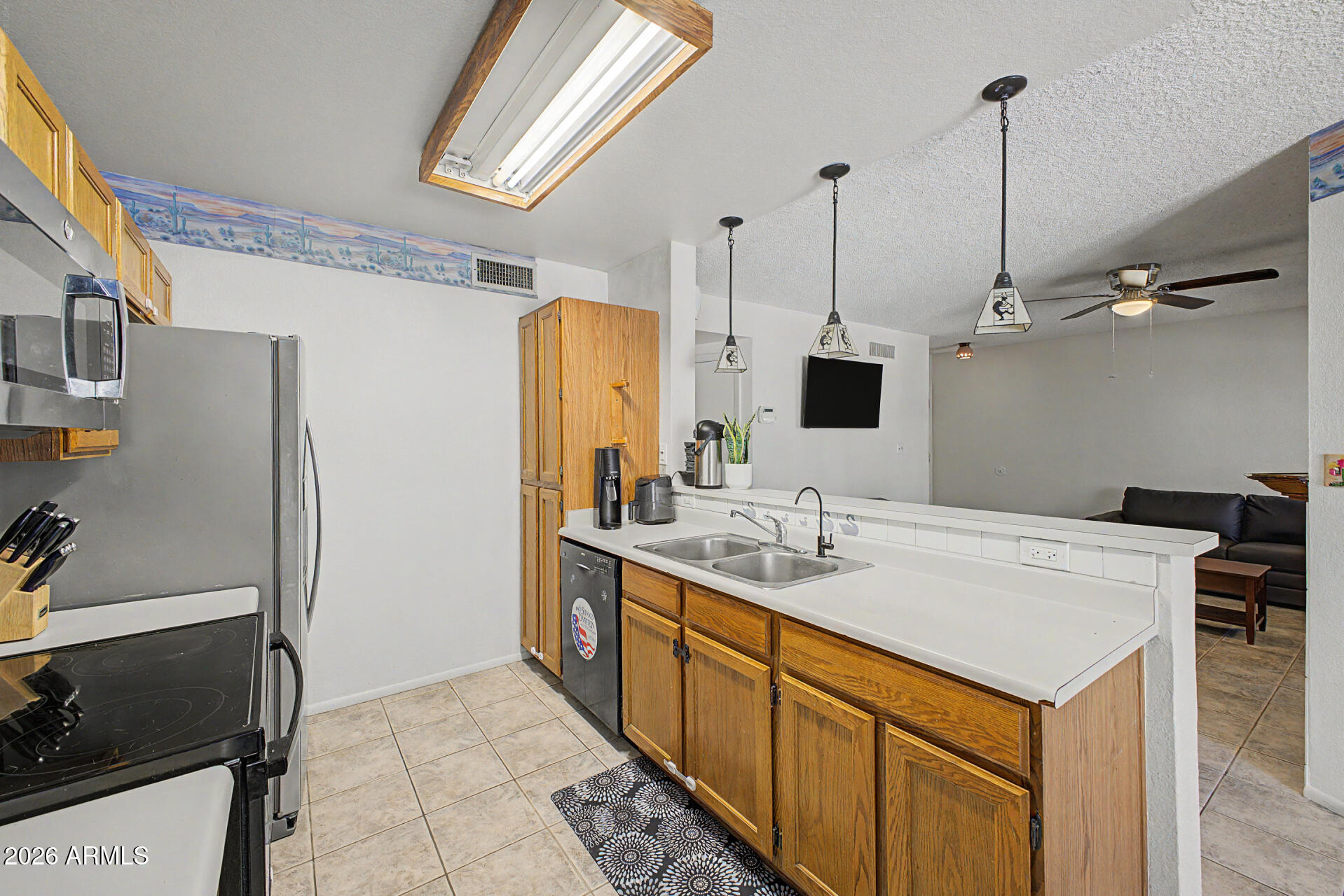 255 South Kyrene Road, Unit 117 Chandler, AZ 85226 - Photo 12 of 37 11 - Kyrene 255