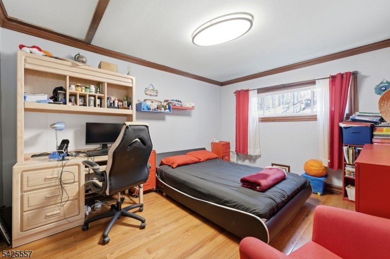 6 Oneida Avenue Hopatcong, NJ 07843 - Photo 25 of 42