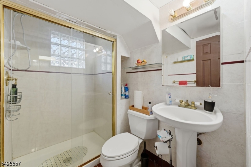 6 Oneida Avenue Hopatcong, NJ 07843 - Photo 37 of 42