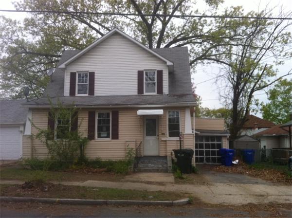 44 Long Terrace Springfield, MA 01104 - Photo 1 of 5 Gallery Image 1