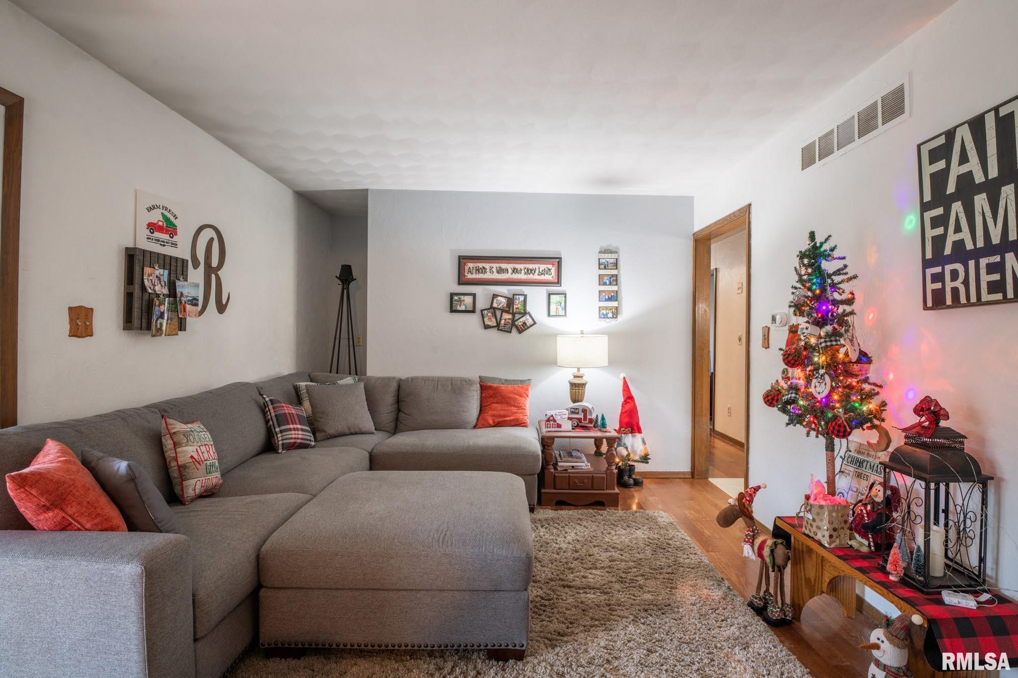 4904 West Chippewa Road Peoria, IL 61607 - Photo 16 of 50 Gallery Image 16
