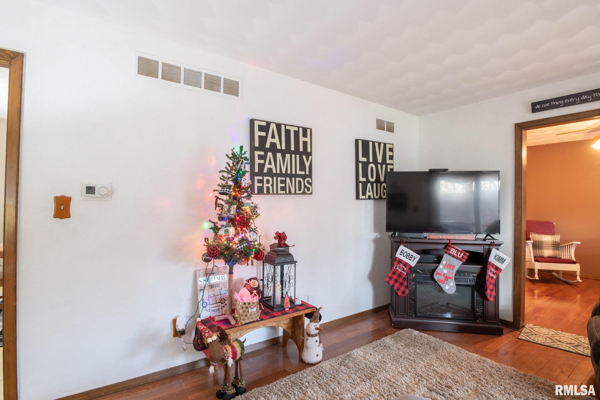 4904 West Chippewa Road Peoria, IL 61607 - Photo 17 of 50 Gallery Image 17