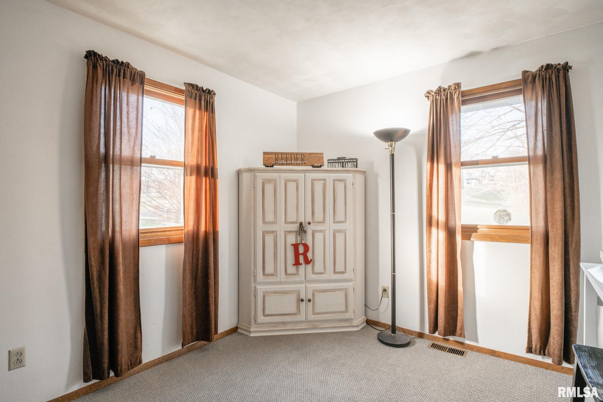4904 West Chippewa Road Peoria, IL 61607 - Photo 24 of 50 Gallery Image 24