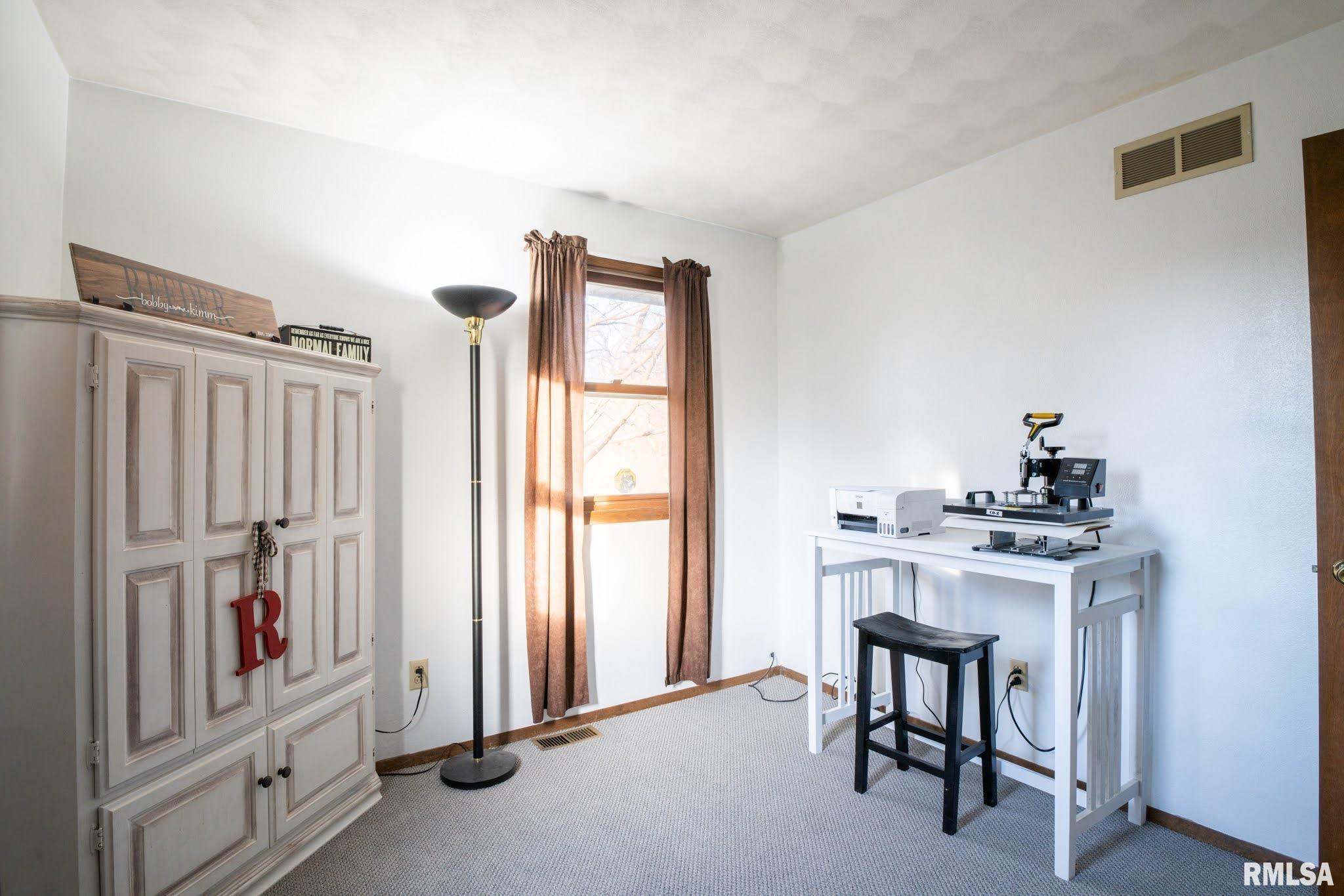4904 West Chippewa Road Peoria, IL 61607 - Photo 25 of 50 Gallery Image 25