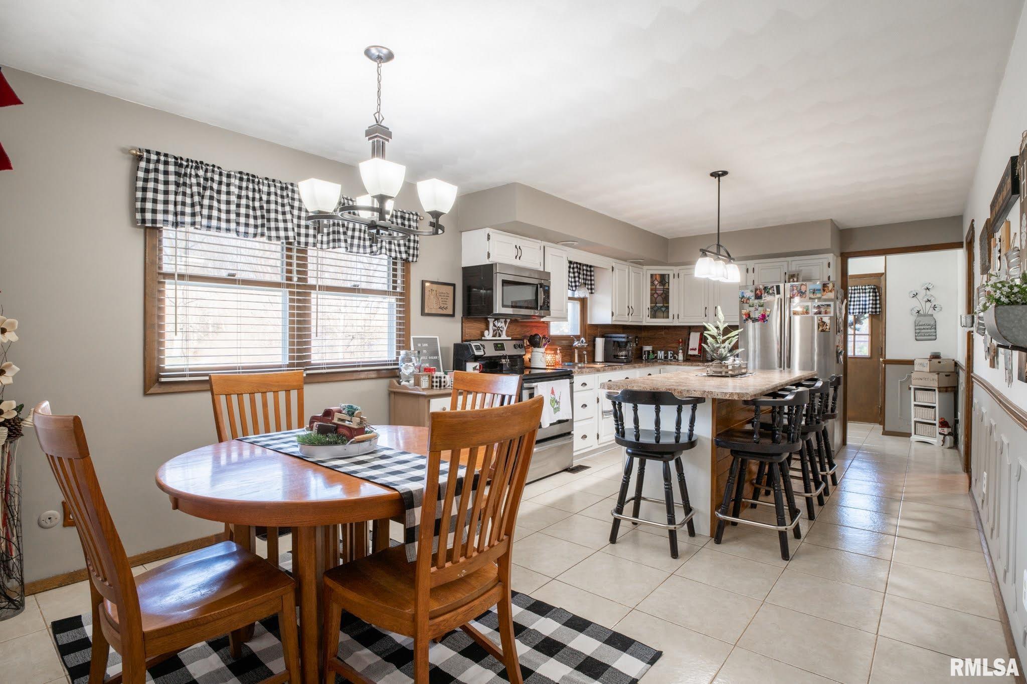 4904 West Chippewa Road Peoria, IL 61607 - Photo 8 of 50 Gallery Image 8