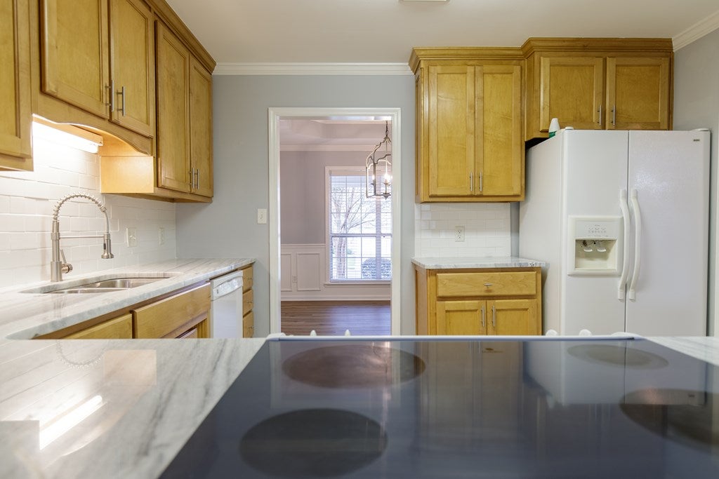 3930 Applecross Road Valdosta, GA 31605 - Photo 10 of 36 Gallery Image 10