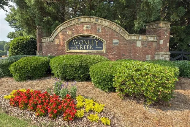 $585,000 | 5828 Paliser Trace, Sugar Hill, GA 30518