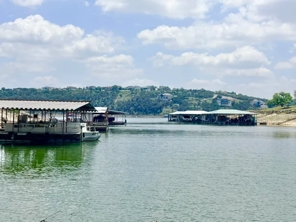 $474,900 | 1115 Edgewater Drive, Spicewood, TX 78669