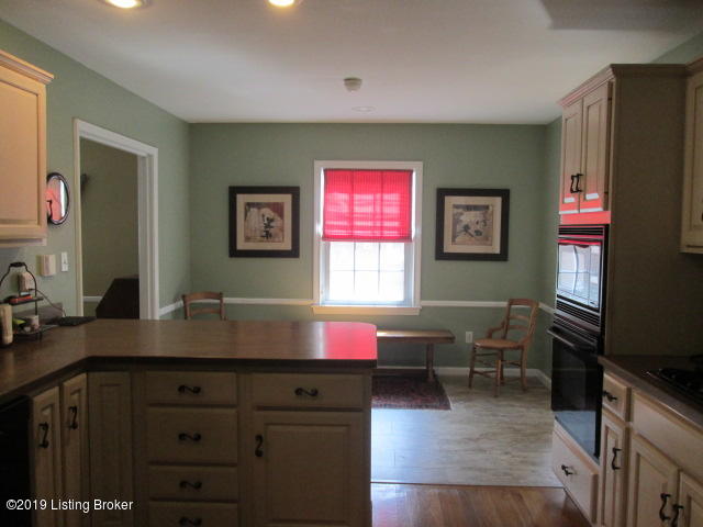 4611 Fox Run Road Louisville, KY 40207 - Photo 21 of 61 IMG_3744
