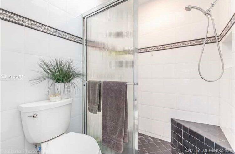 1394 Garden Road Weston, FL 33326 - Photo 8 of 10 Gallery Image 8
