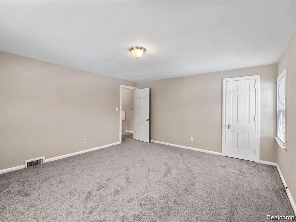 20180 Canterbury Road Detroit, MI 48221 - Photo 20 of 29 21-web-or-mls-P1788394.jpg