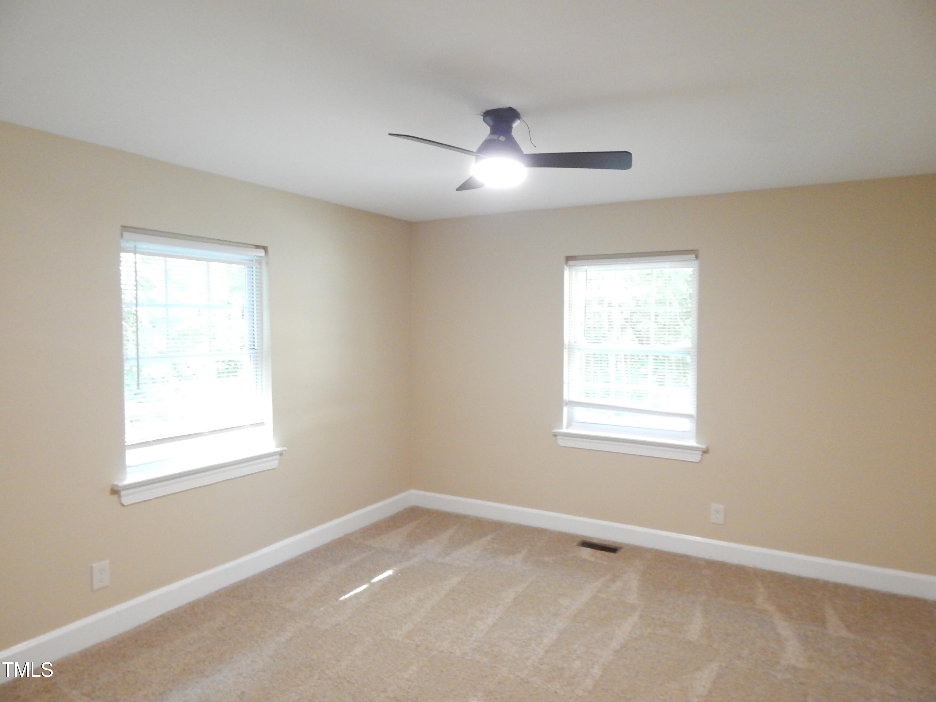 2129 South Roxboro Street Durham, NC 27707 - Photo 19 of 22 DSCN0863