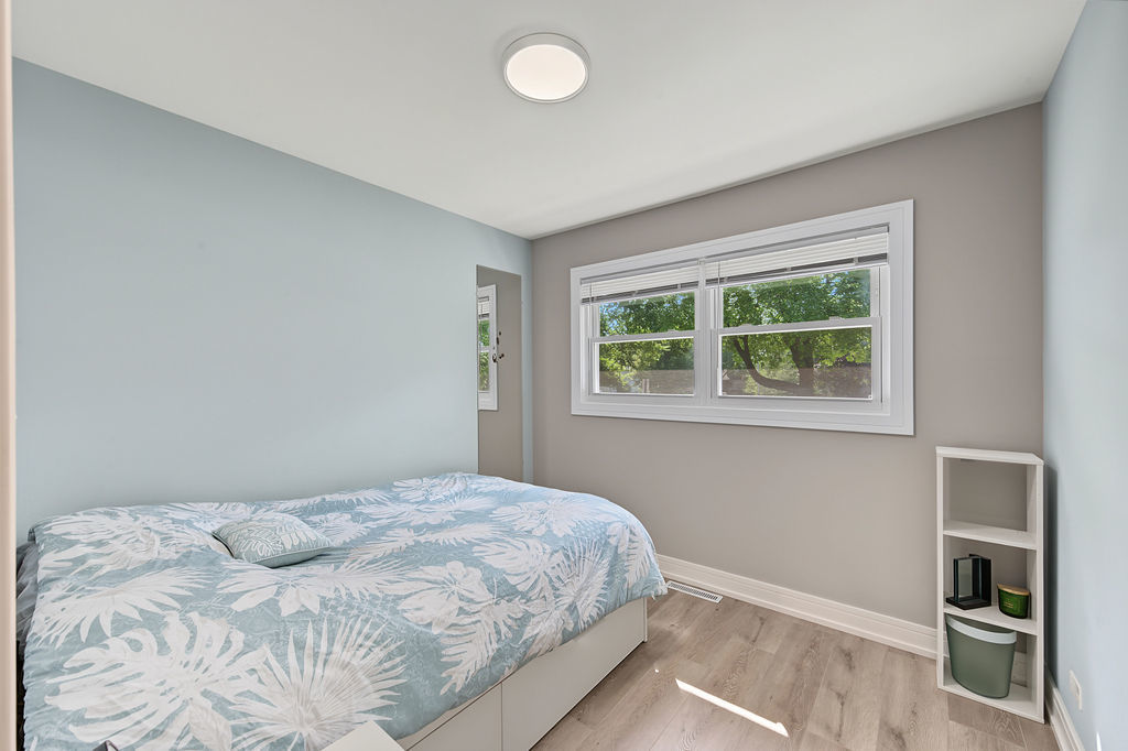 403 Spring S Road Schaumburg, IL 60193 - Photo 10 of 26 Gallery Image 10