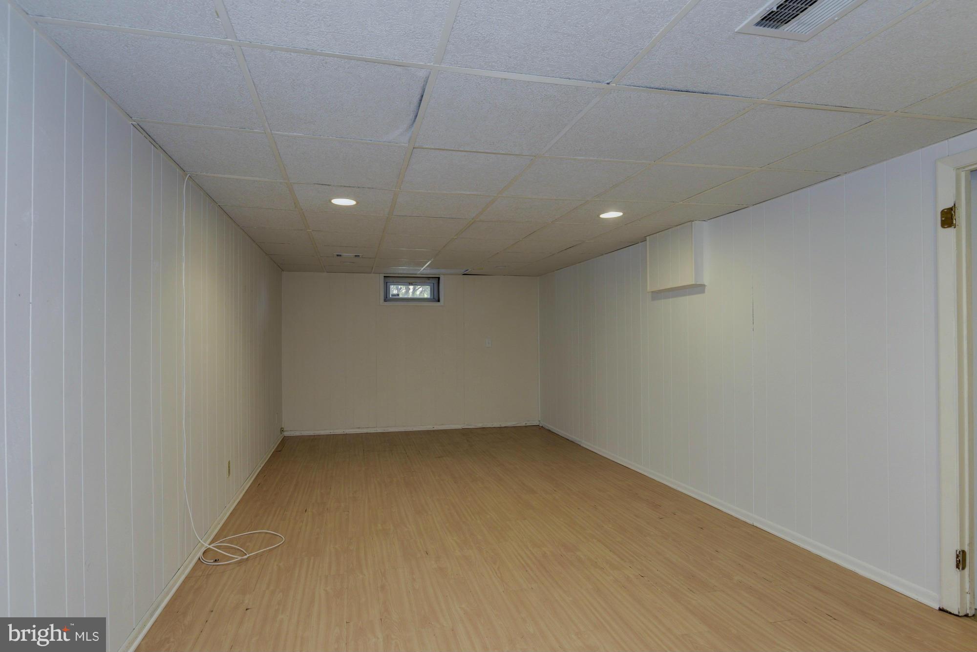 905 Arran Road Baltimore, MD 21239 - Photo 26 of 30 Family Room in lower level