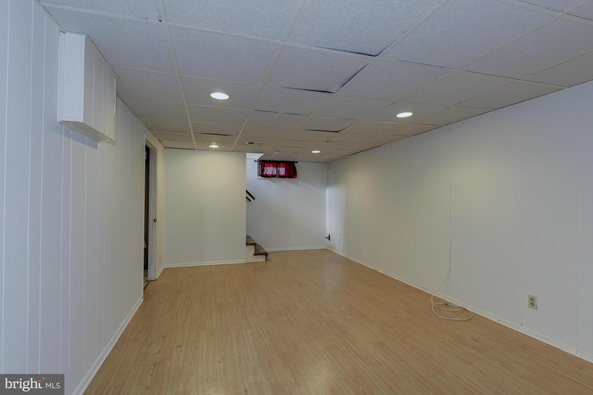 905 Arran Road Baltimore, MD 21239 - Photo 27 of 30 Great space for TV or playroom