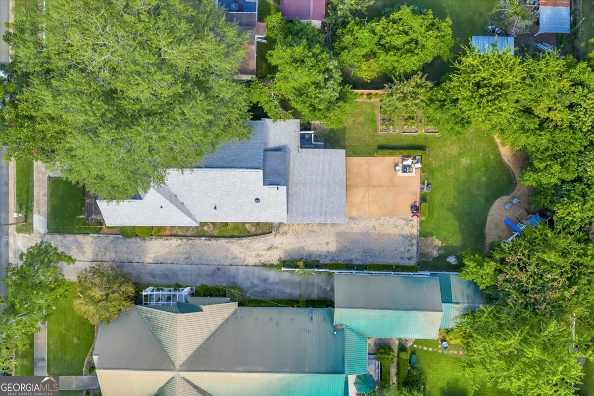 712 Stonewall Street Dublin, GA 31021 - Photo 55 of 65 an aerial view of a house with a yard