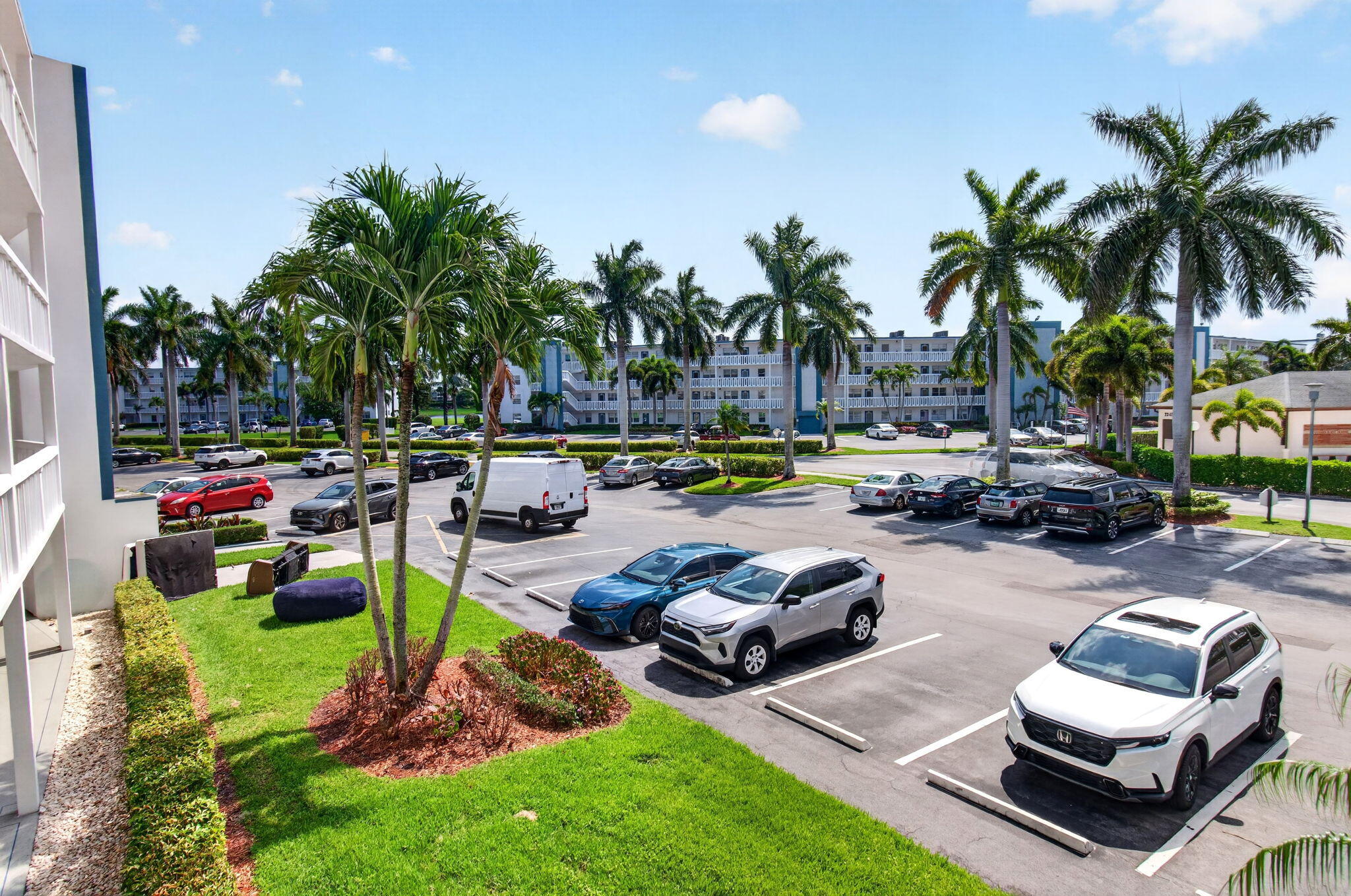 2027 Exeter Boca Raton, FL 33434 - Photo 17 of 100 10-web-or-mls-DSC_7605