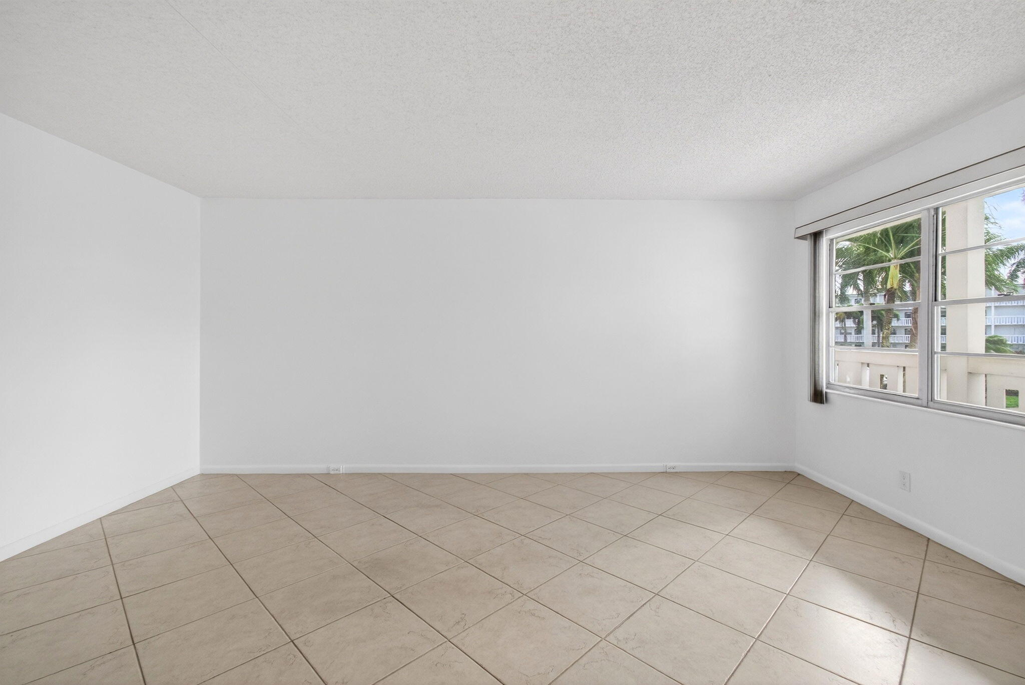 2027 Exeter Boca Raton, FL 33434 - Photo 29 of 100 28-web-or-mls-DSC_7729