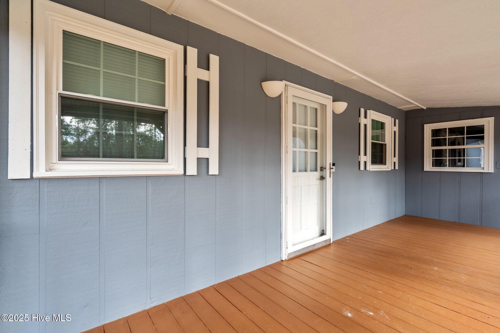 30628 Hill Creek Road Wagram, NC 28396 - Photo 5 of 36 33-web-or-mls-DSC05969