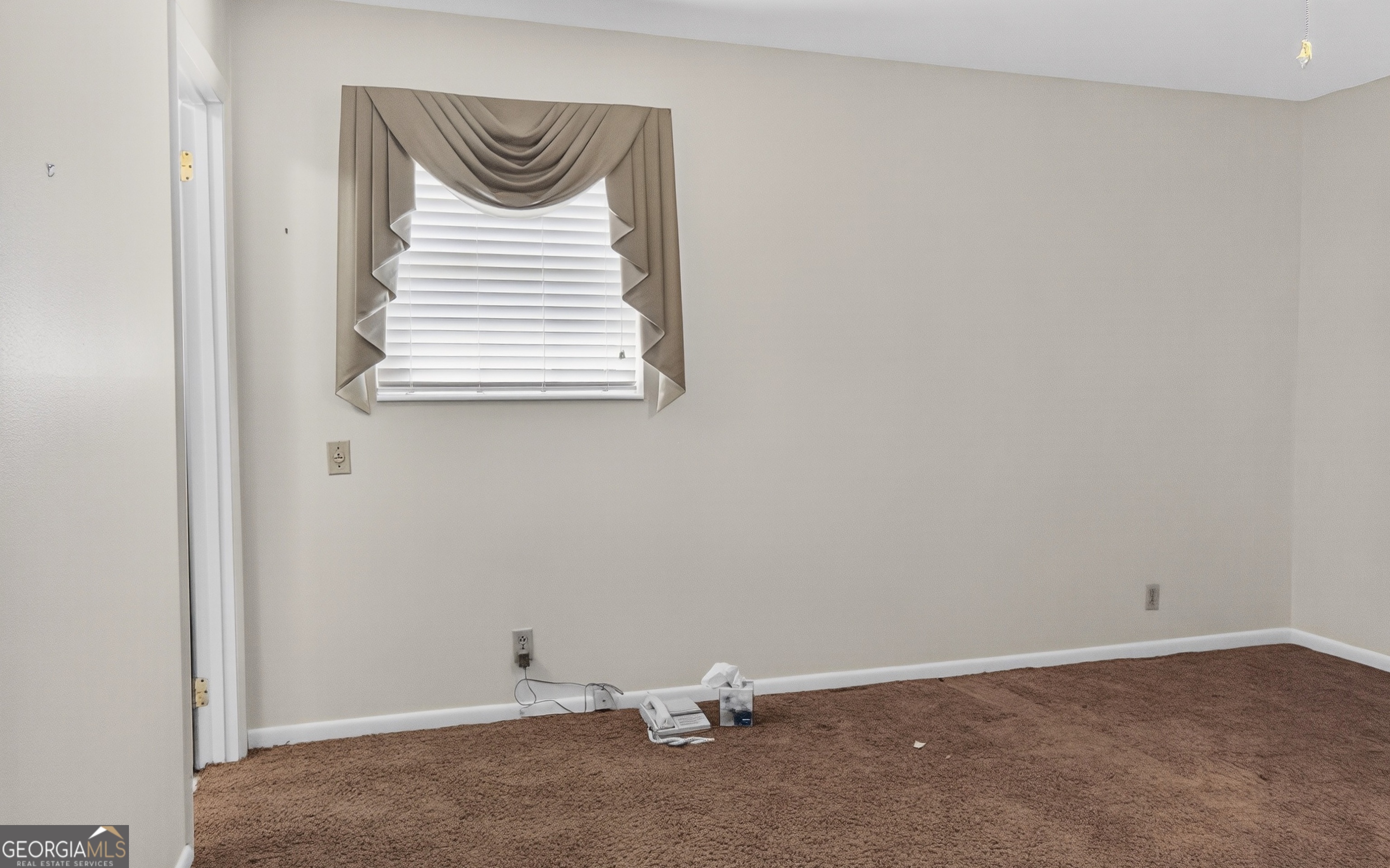 104 Azalea Lane Reidsville, GA 30453 - Photo 40 of 50 a view of a small space