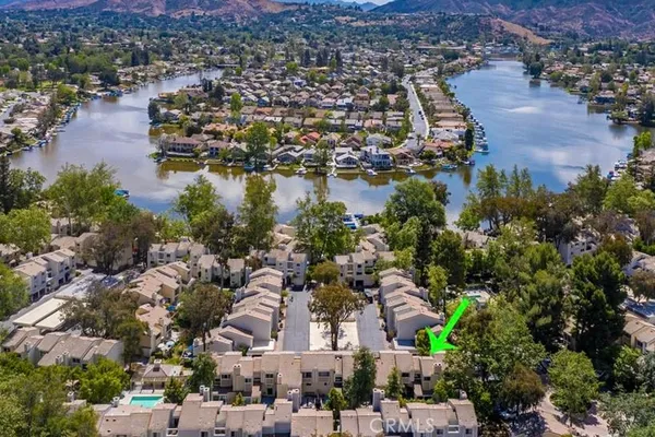 $1,049,000 | 1176 South Westlake Boulevard, Unit F, Westlake Village, CA 91361