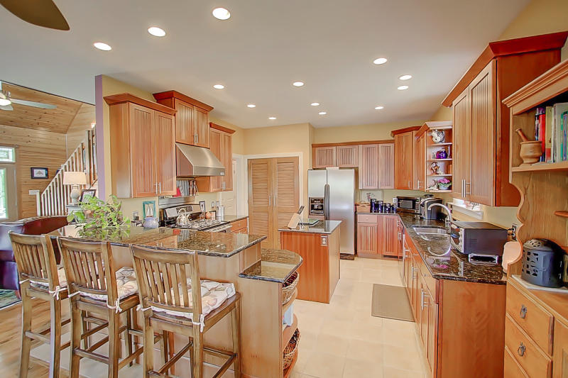 4367 Park Island Road Meggett, SC 29449 - Photo 10 of 45 Kitchen