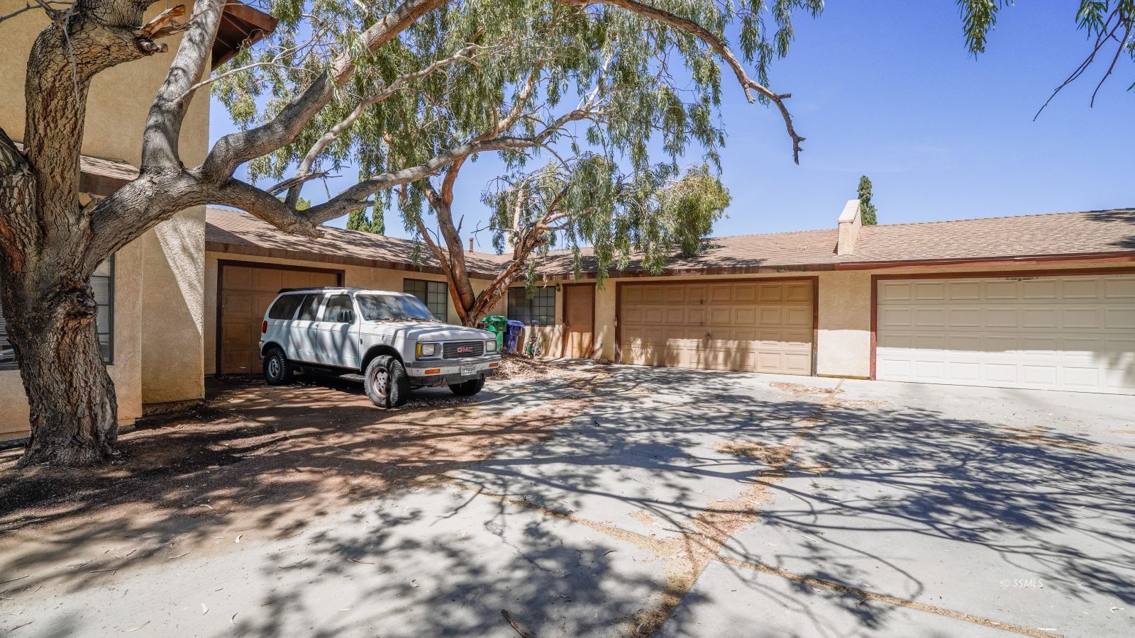 940 West Perdew Avenue Ridgecrest, CA 93555 - Photo 5 of 14