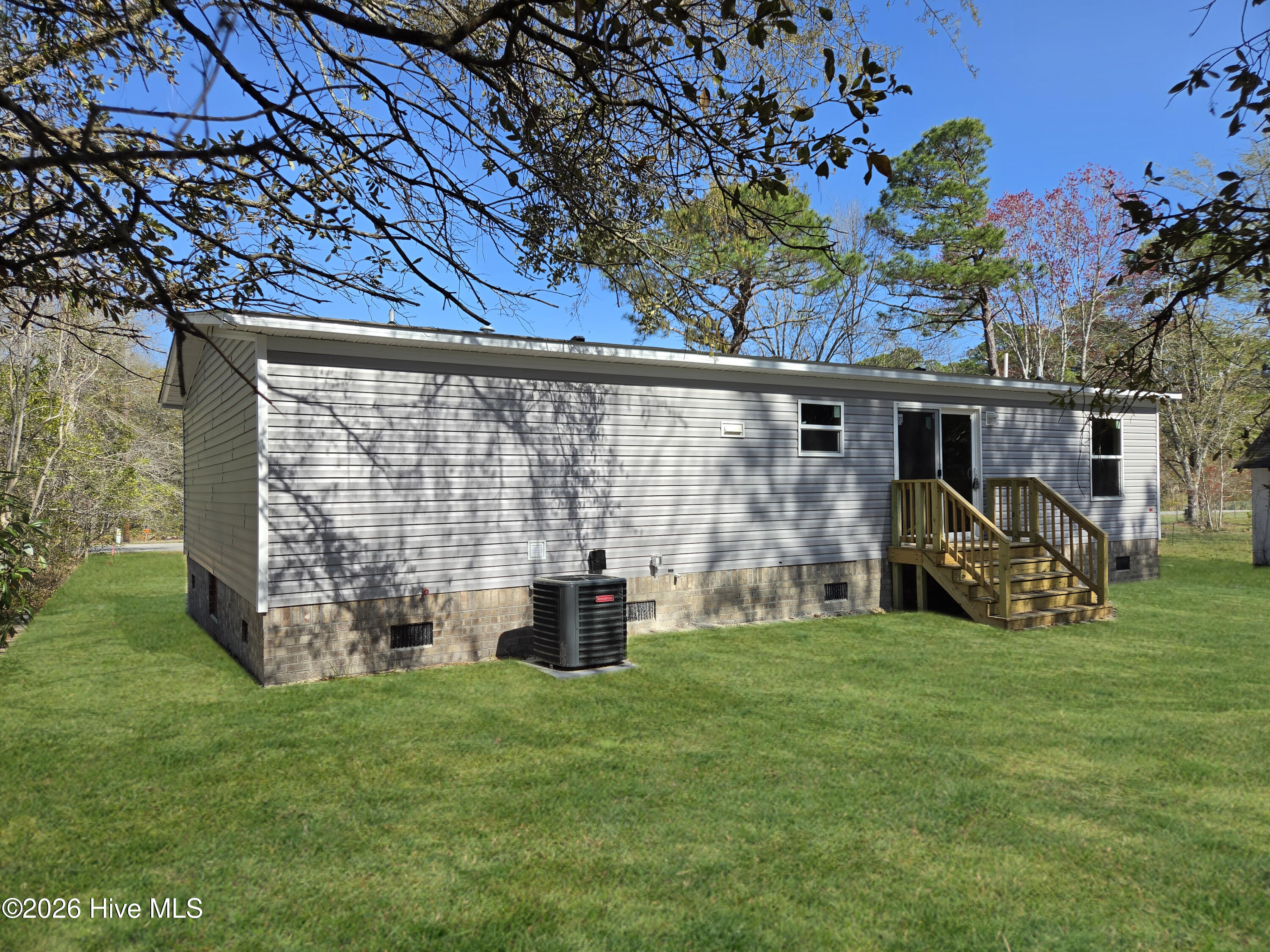 1451 Mockingbird Place Southwest Shallotte, NC 28470 - Photo 30 of 34 Back