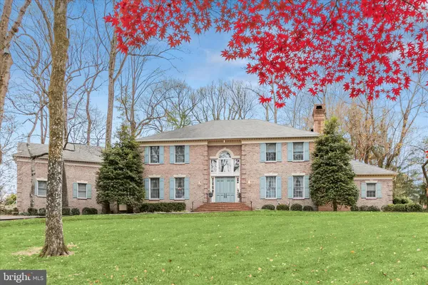 $2,830,000 | 949 Bellview Road, McLean, VA 22102