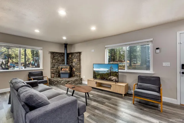 $699,000 | 2543 Knox Avenue, South Lake Tahoe, CA 96150