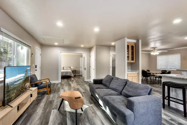 $699,000 | 2543 Knox Avenue, South Lake Tahoe, CA 96150