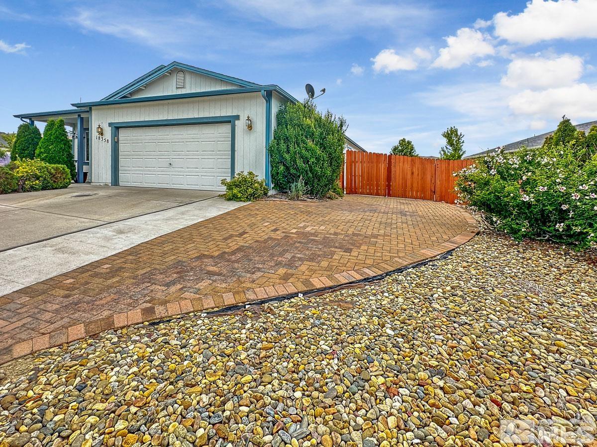 18358 Vineyard Court Reno, NV 89508 - Photo 2 of 25 Photo 2