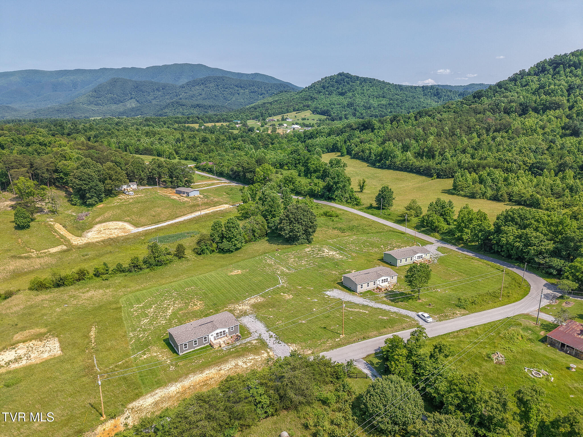 285 Piney Grove Road Greeneville, TN 37743 - Photo 5 of 23 Piney Grove 4