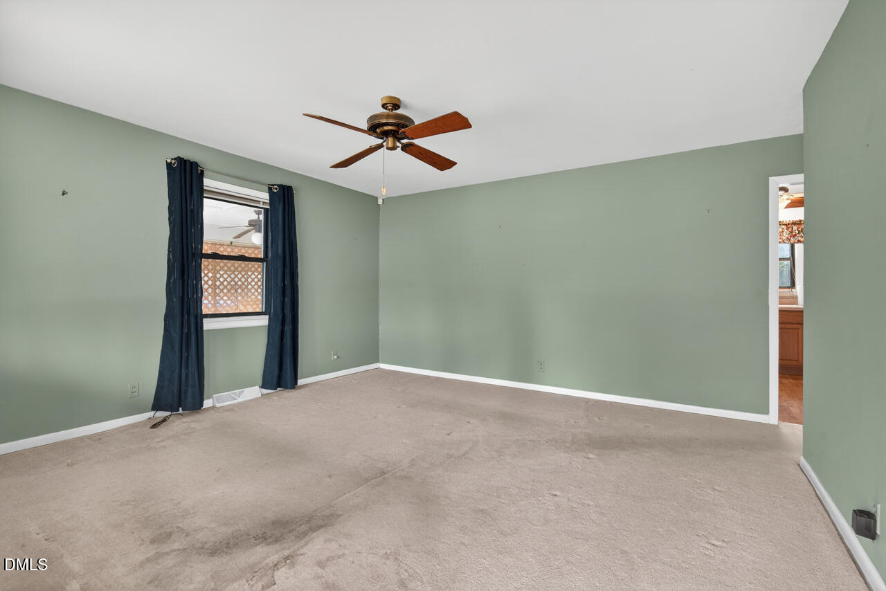 622 Lynn Road Durham, NC 27703 - Photo 2 of 22 03
