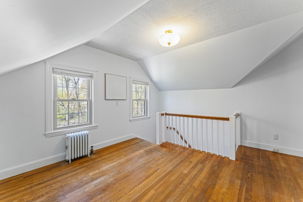 33 Hapgood Road Worcester, MA 01609 - Photo 27 of 39