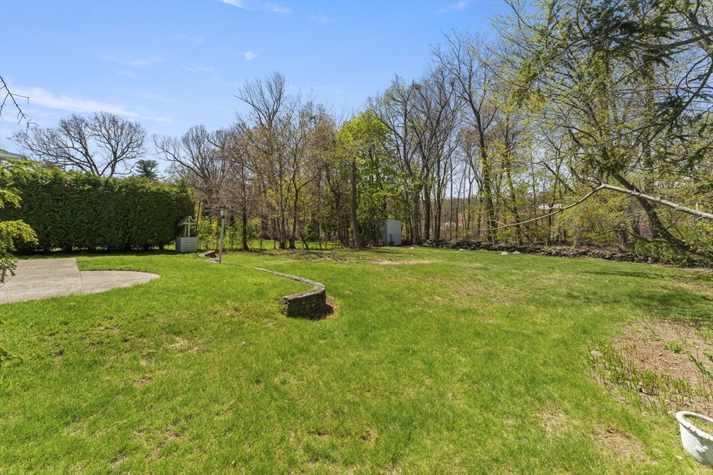 33 Hapgood Road Worcester, MA 01609 - Photo 30 of 39