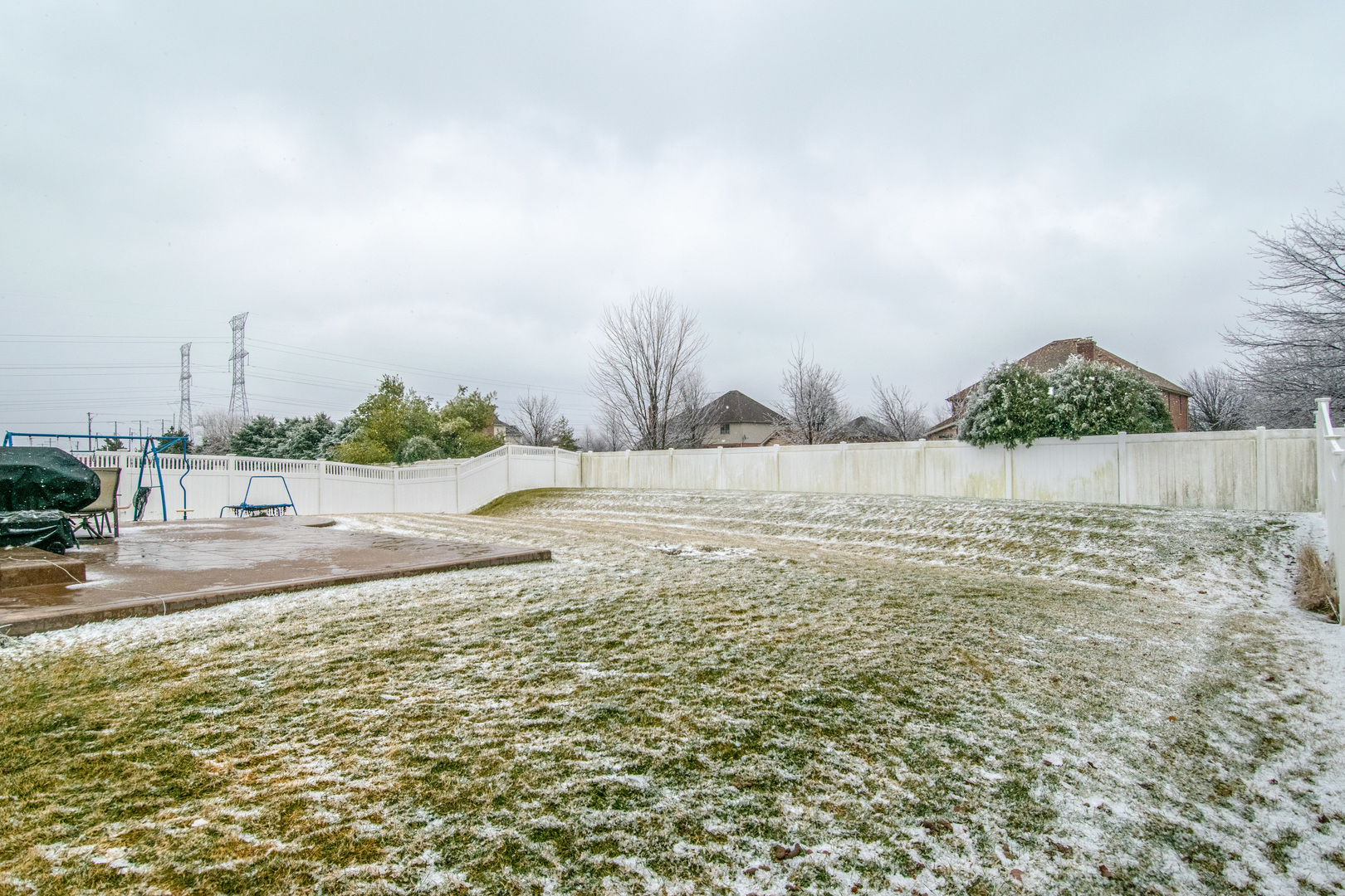 6500 Roth Drive Joliet, IL 60431 - Photo 6 of 36 a view of ocean view with beach