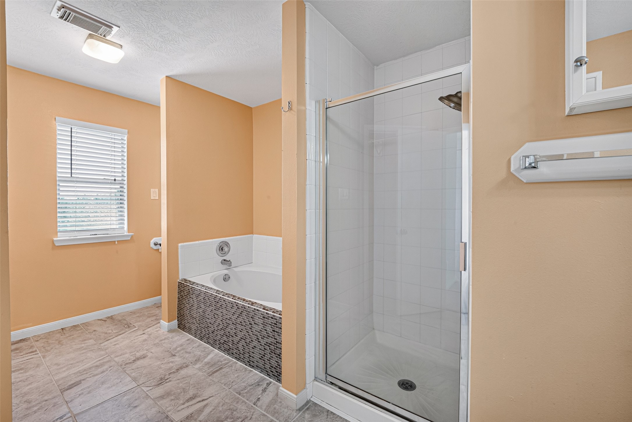 1806 Oak Ridge Drive Kemah, TX 77565 - Photo 25 of 38
