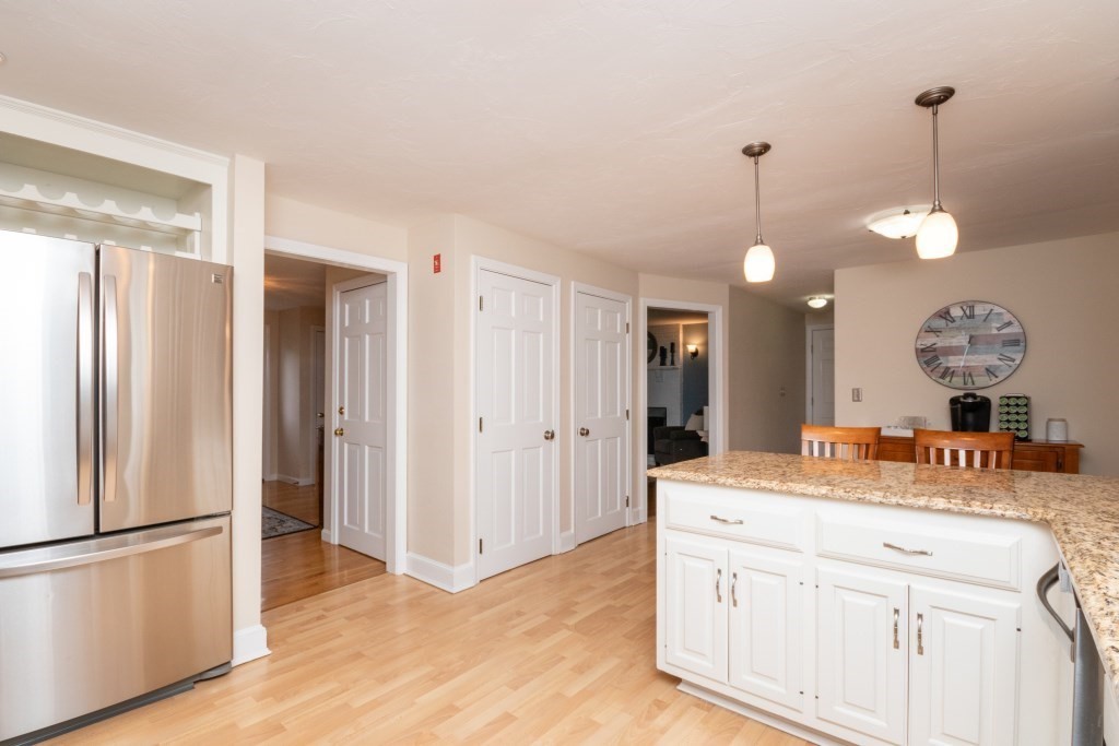 4 Arrowhead Road Walpole, MA 02081 - Photo 12 of 36 Gallery Image 12
