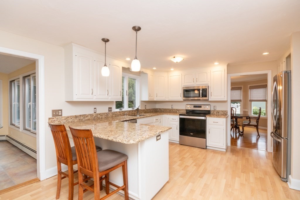 4 Arrowhead Road Walpole, MA 02081 - Photo 13 of 36 Gallery Image 13