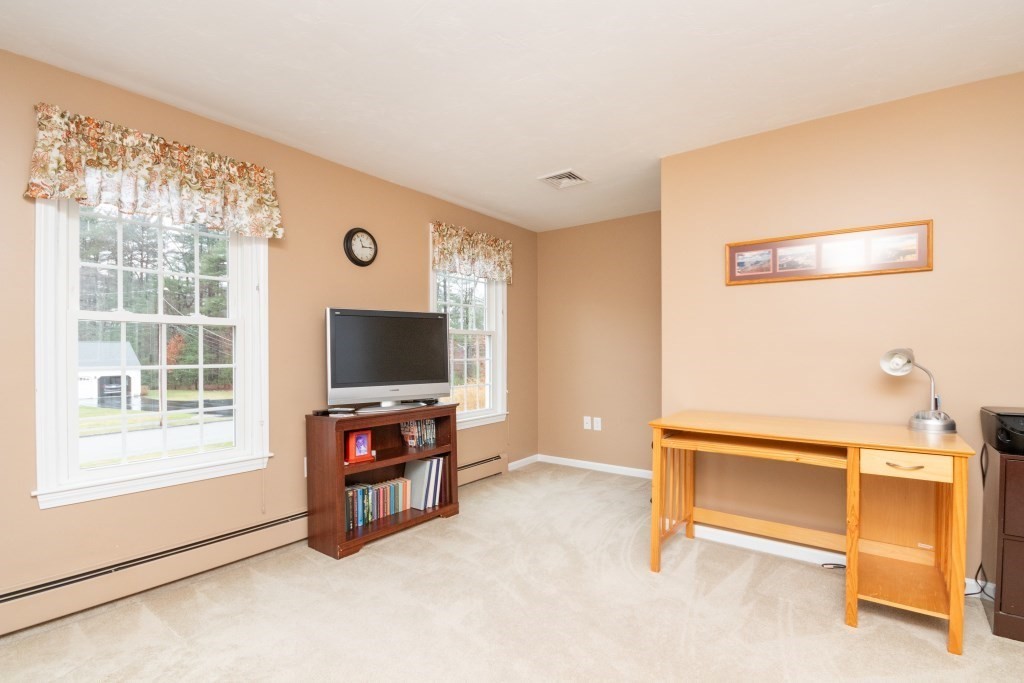 4 Arrowhead Road Walpole, MA 02081 - Photo 23 of 36 Gallery Image 23