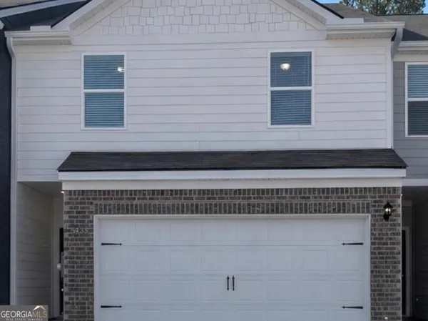 $274,000 | 5428 Biltmore Drive, Atlanta, GA 30349