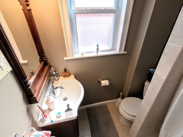 $4,500 | 90 Fisher Avenue, Unit 3, Boston, MA 02120