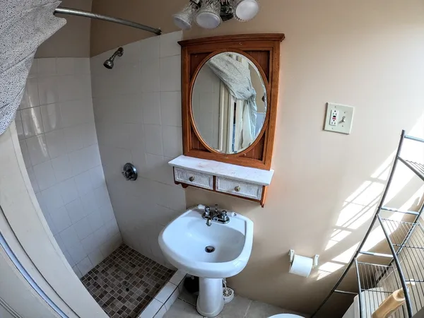 $4,500 | 90 Fisher Avenue, Unit 3, Boston, MA 02120