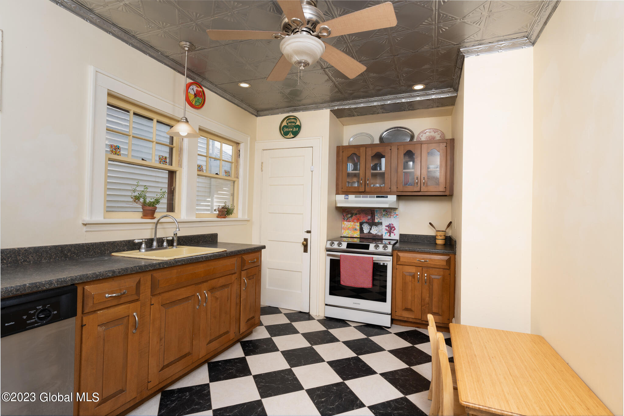 1017 Phoenix Avenue Schenectady, NY 12308 - Photo 30 of 60 042-1017-Phoenix-Ave